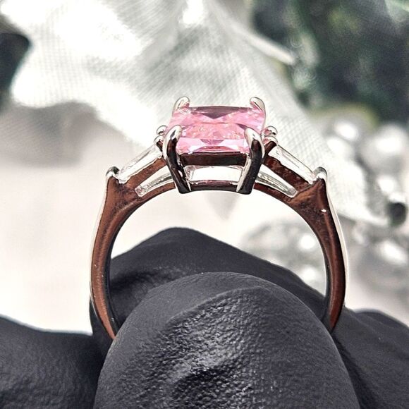 Pink Princess Cut Sapphire Ring on 925 Sterling Silver - Women's Jewelry - Picture 10 of 11